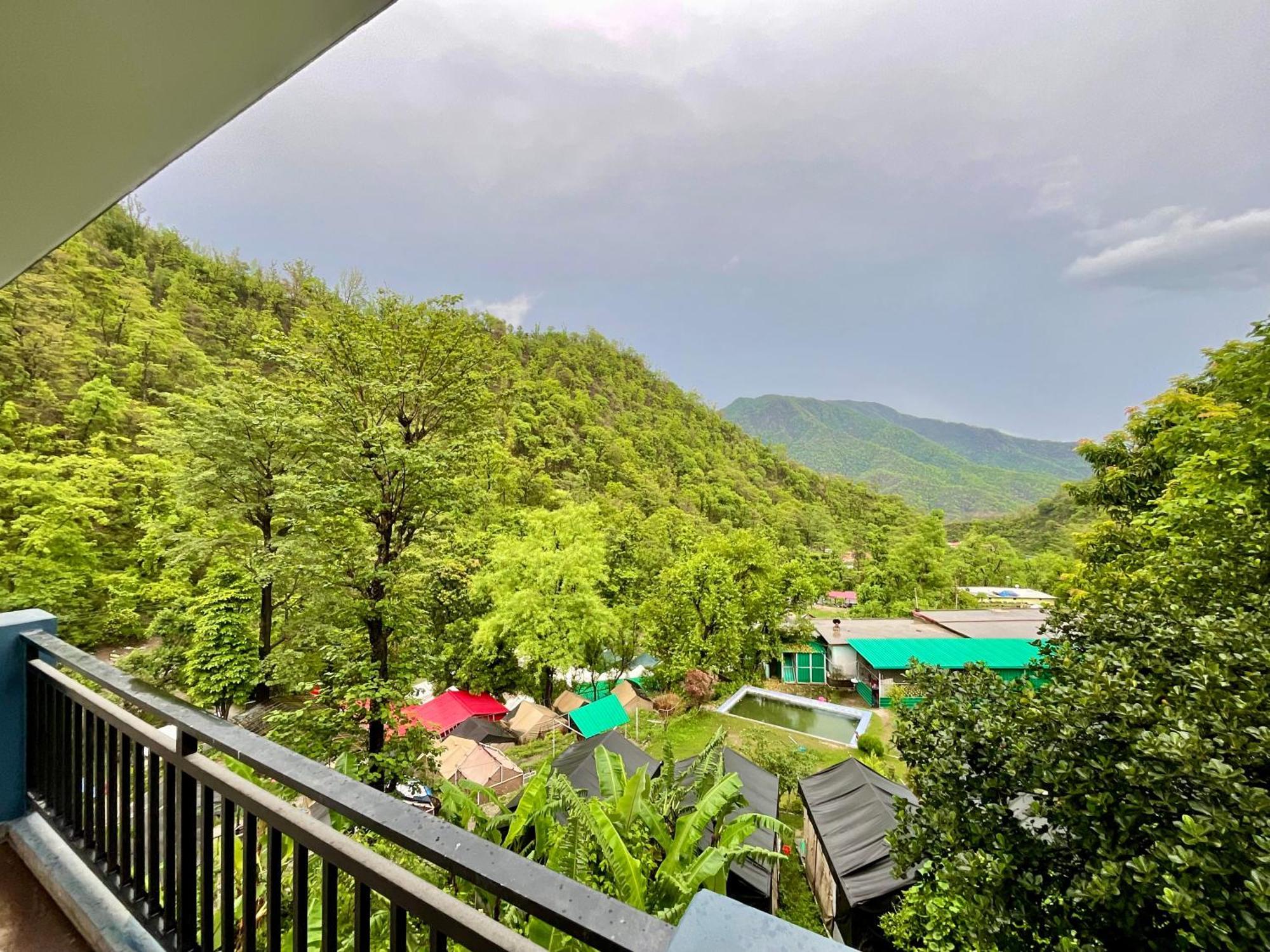 Rudram Aura X One Light Stays Rishikesh Bagian luar foto