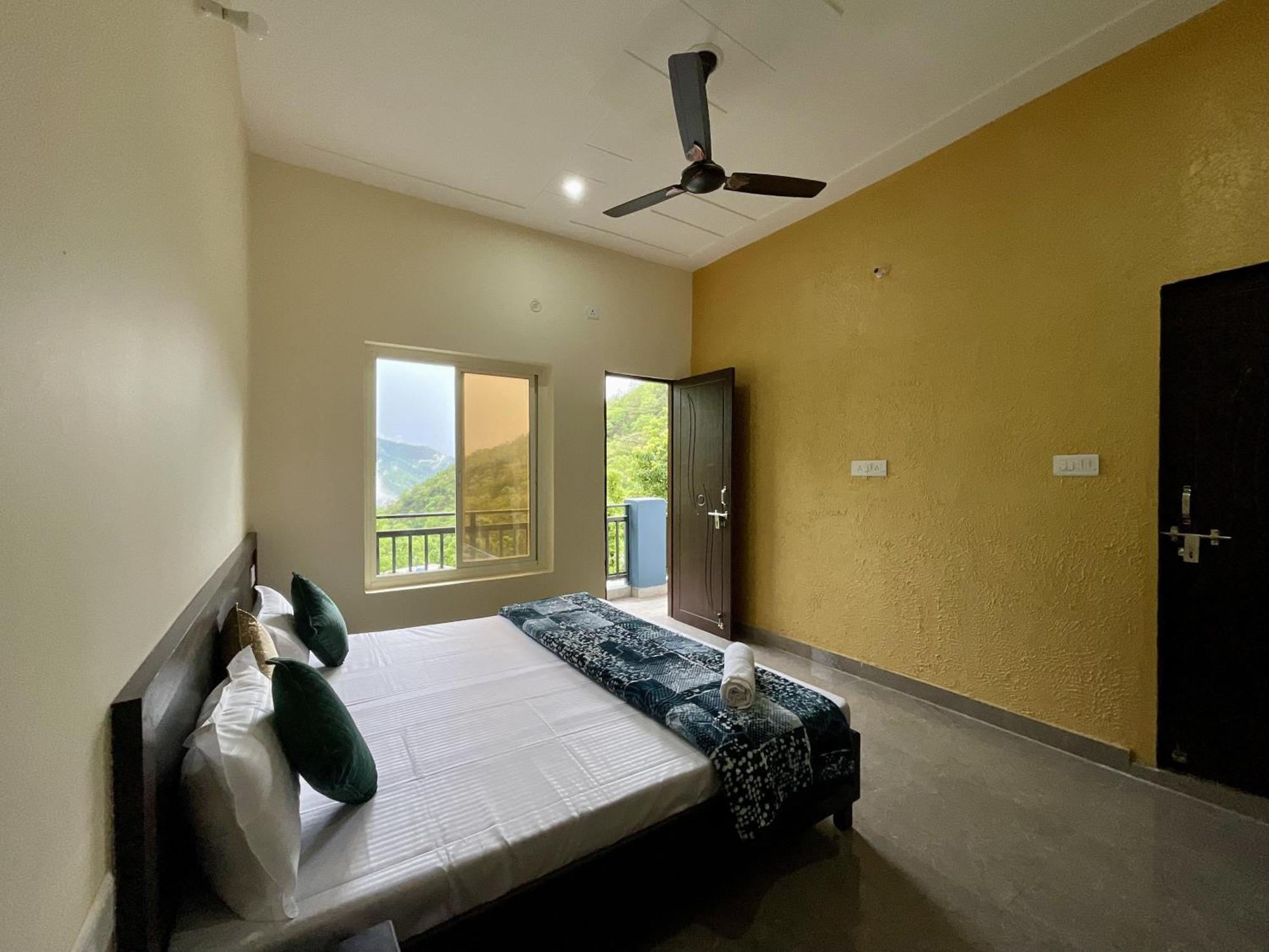 Rudram Aura X One Light Stays Rishikesh Bagian luar foto