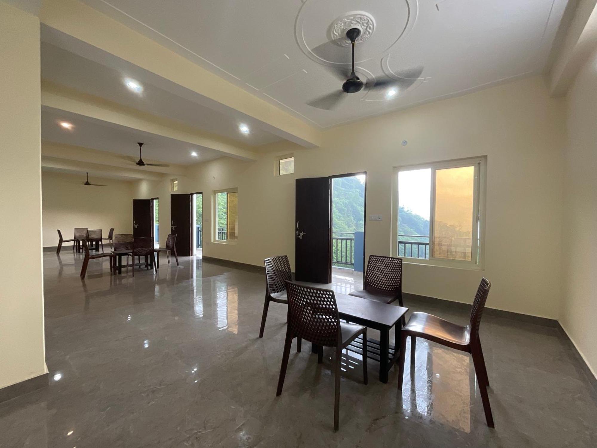 Rudram Aura X One Light Stays Rishikesh Bagian luar foto