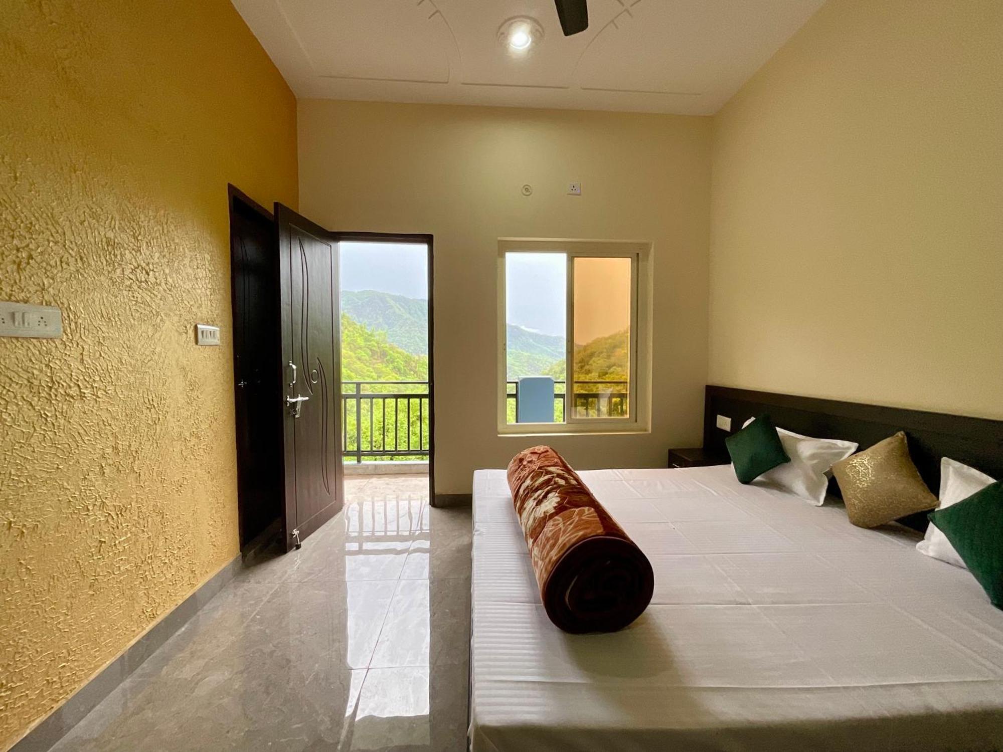 Rudram Aura X One Light Stays Rishikesh Bagian luar foto