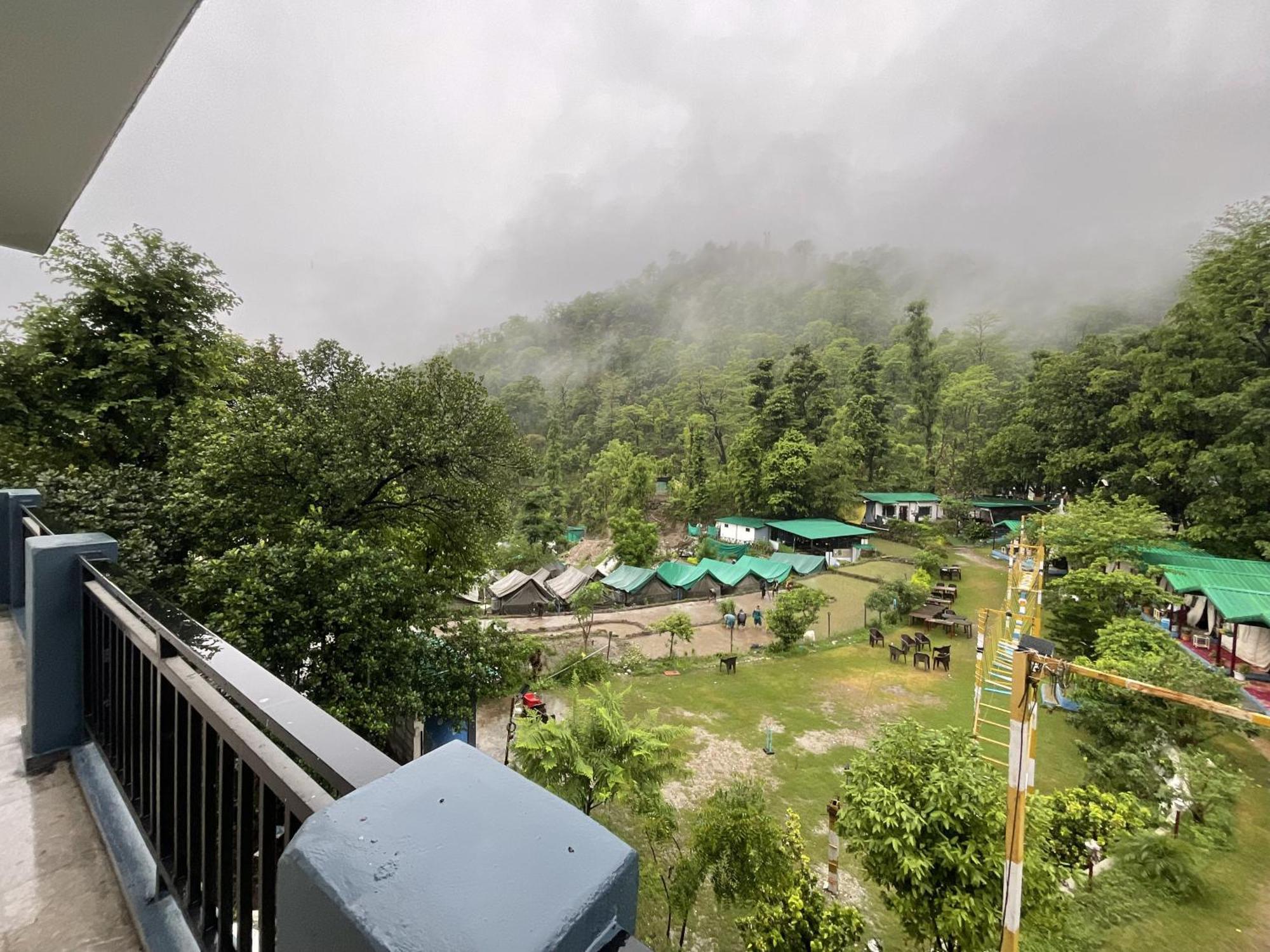 Rudram Aura X One Light Stays Rishikesh Bagian luar foto