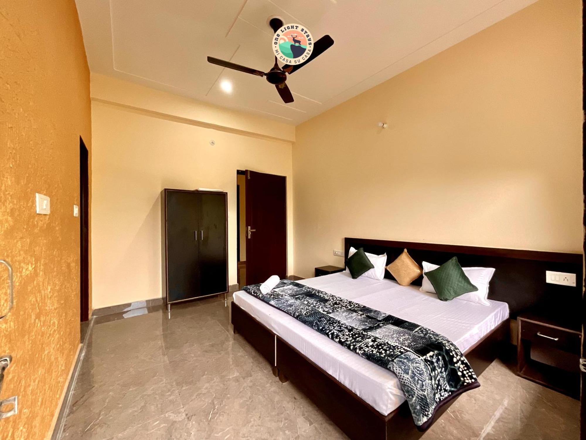 Rudram Aura X One Light Stays Rishikesh Bagian luar foto