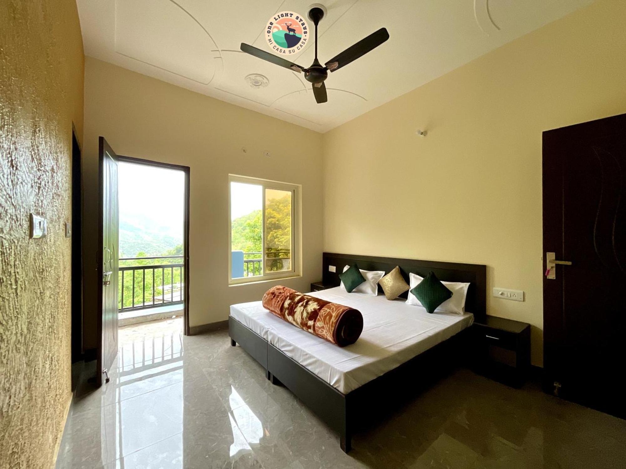 Rudram Aura X One Light Stays Rishikesh Bagian luar foto
