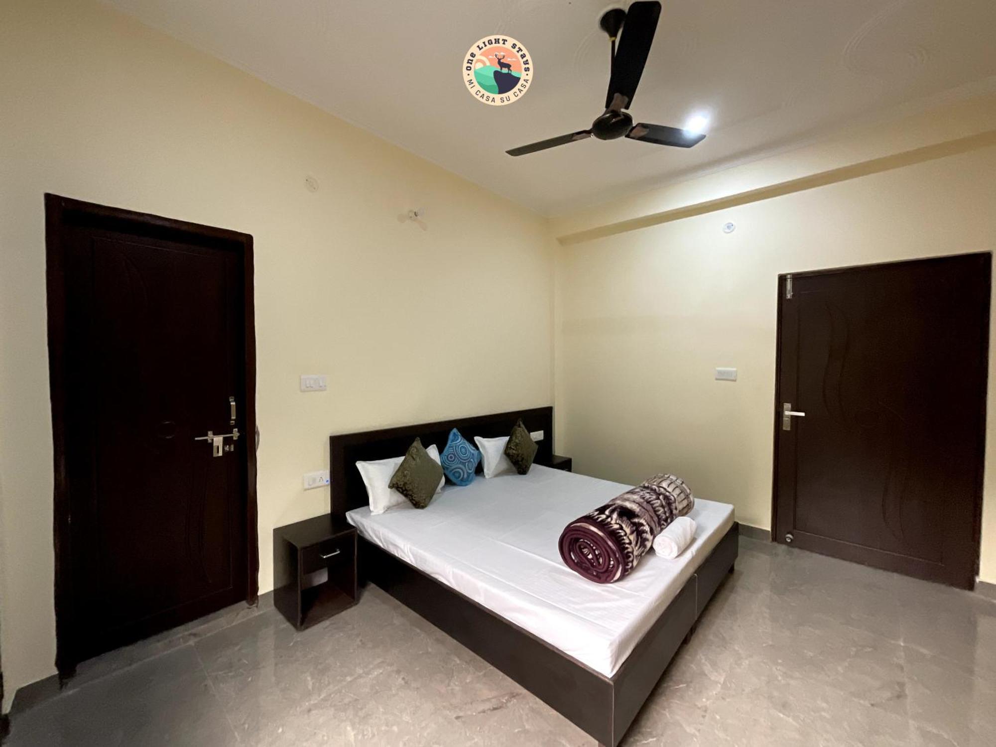 Rudram Aura X One Light Stays Rishikesh Bagian luar foto